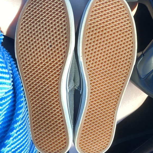 Vans Sneakers size 7.5 women’s - Picture 2 of 4